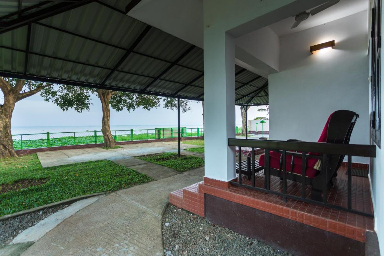 Illikkalam Lakeside Cottages Kumarakom Luaran gambar