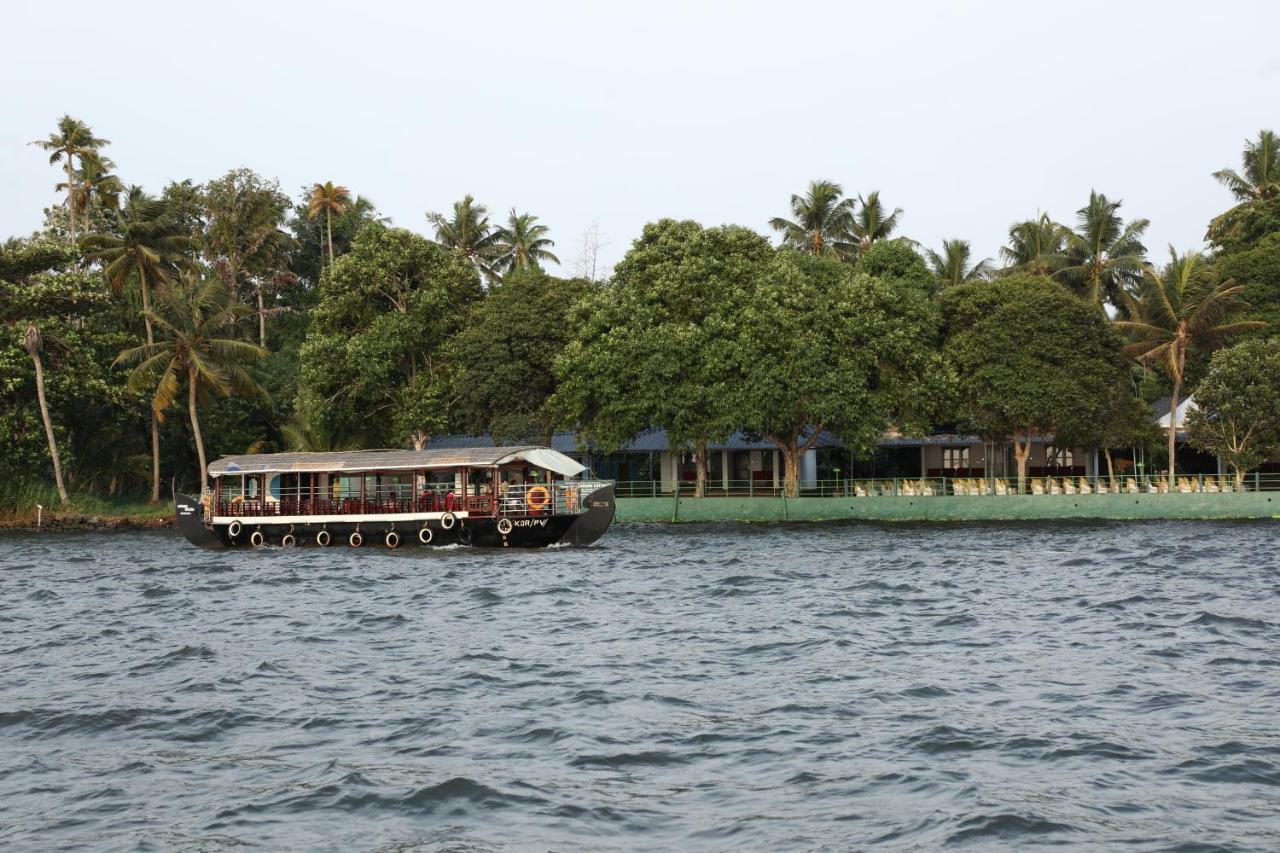 Illikkalam Lakeside Cottages Kumarakom Luaran gambar