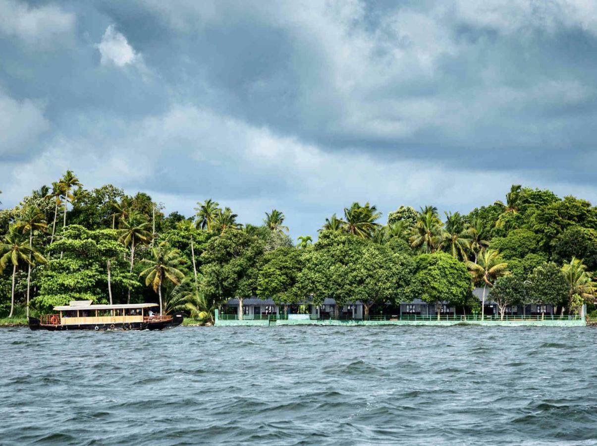 Illikkalam Lakeside Cottages Kumarakom Luaran gambar